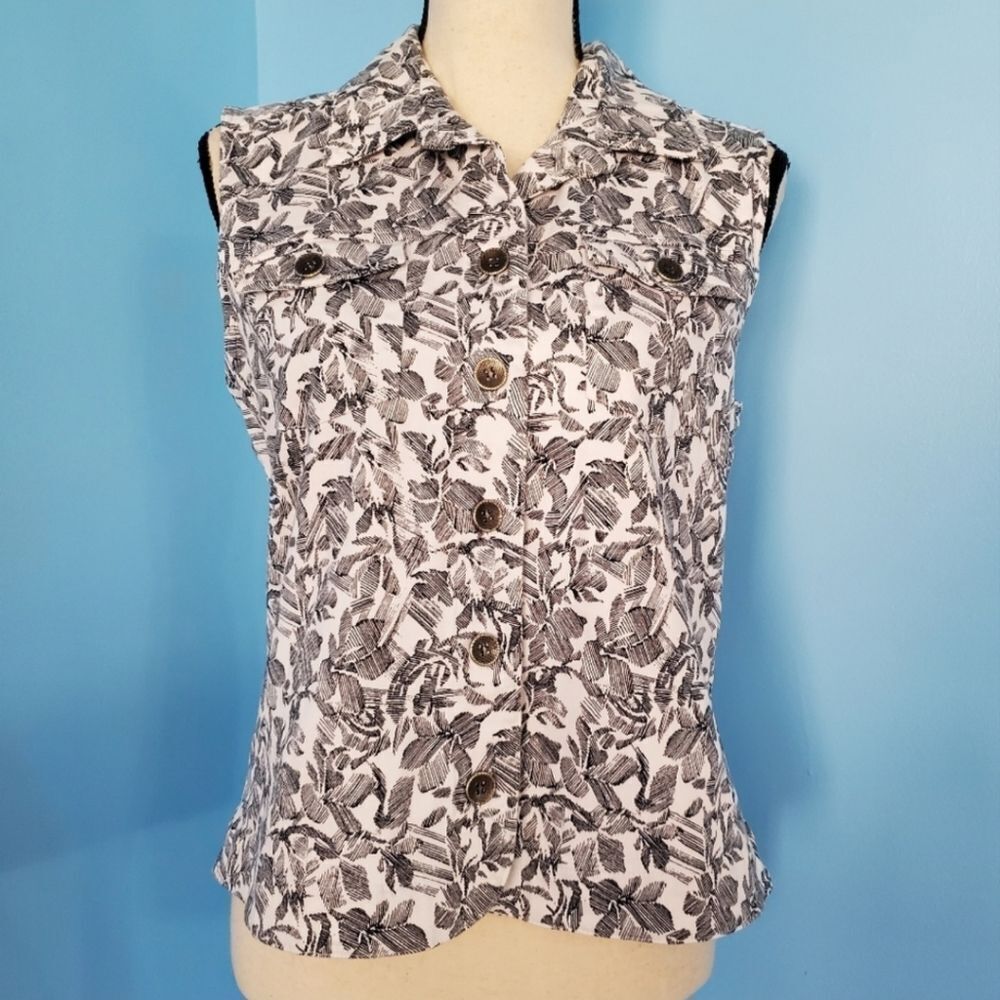 Christopher & Banks Black/White Floral Collared Sleeveless Denim Button Up Shirt